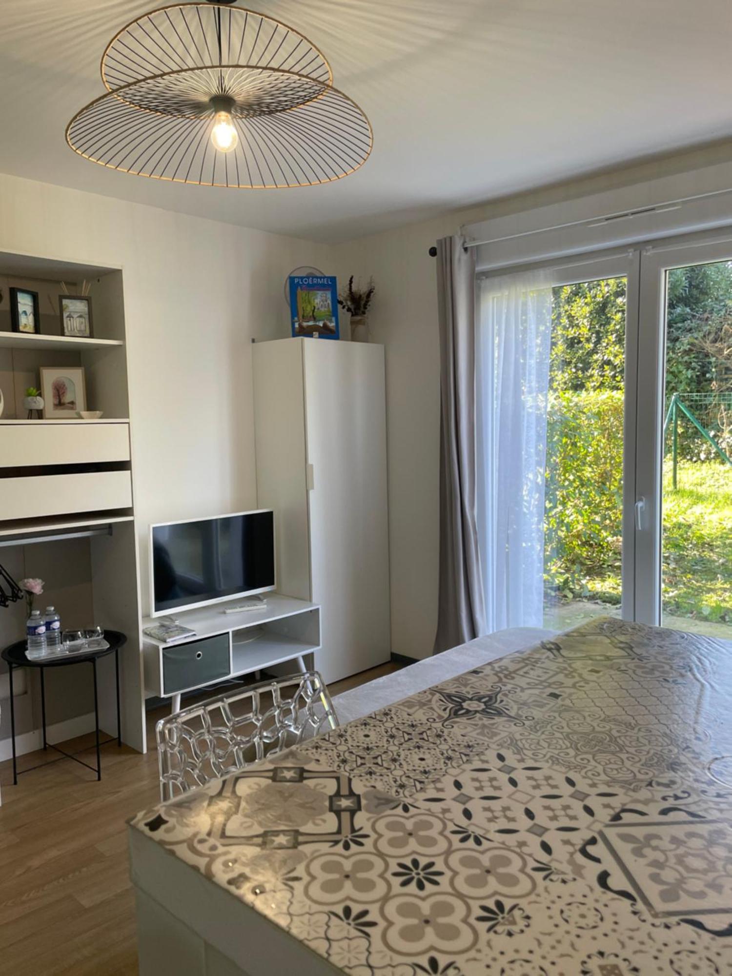 Apartament Le Jardin De Broceliande Ploërmel Zewnętrze zdjęcie